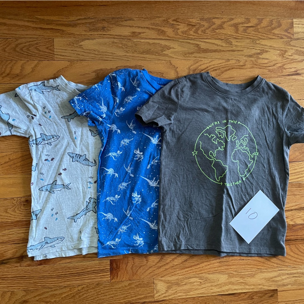 Lot of 3 T-Shirts (sovereign code, epic threads, cat & jack)